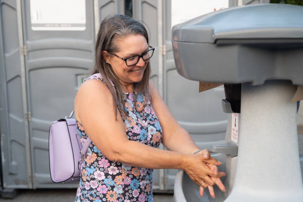 Best High-end porta potty rental  in Sea Breeze, NC